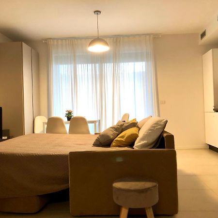 佩罗Loft With Terrace In Uptown Milan Near Rho Fiera公寓 外观 照片