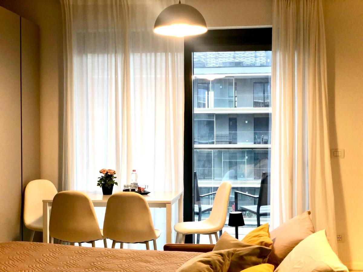 佩罗Loft With Terrace In Uptown Milan Near Rho Fiera公寓 外观 照片