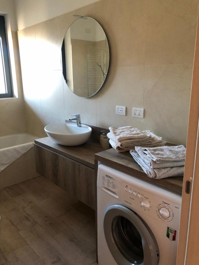 佩罗Loft With Terrace In Uptown Milan Near Rho Fiera公寓 外观 照片